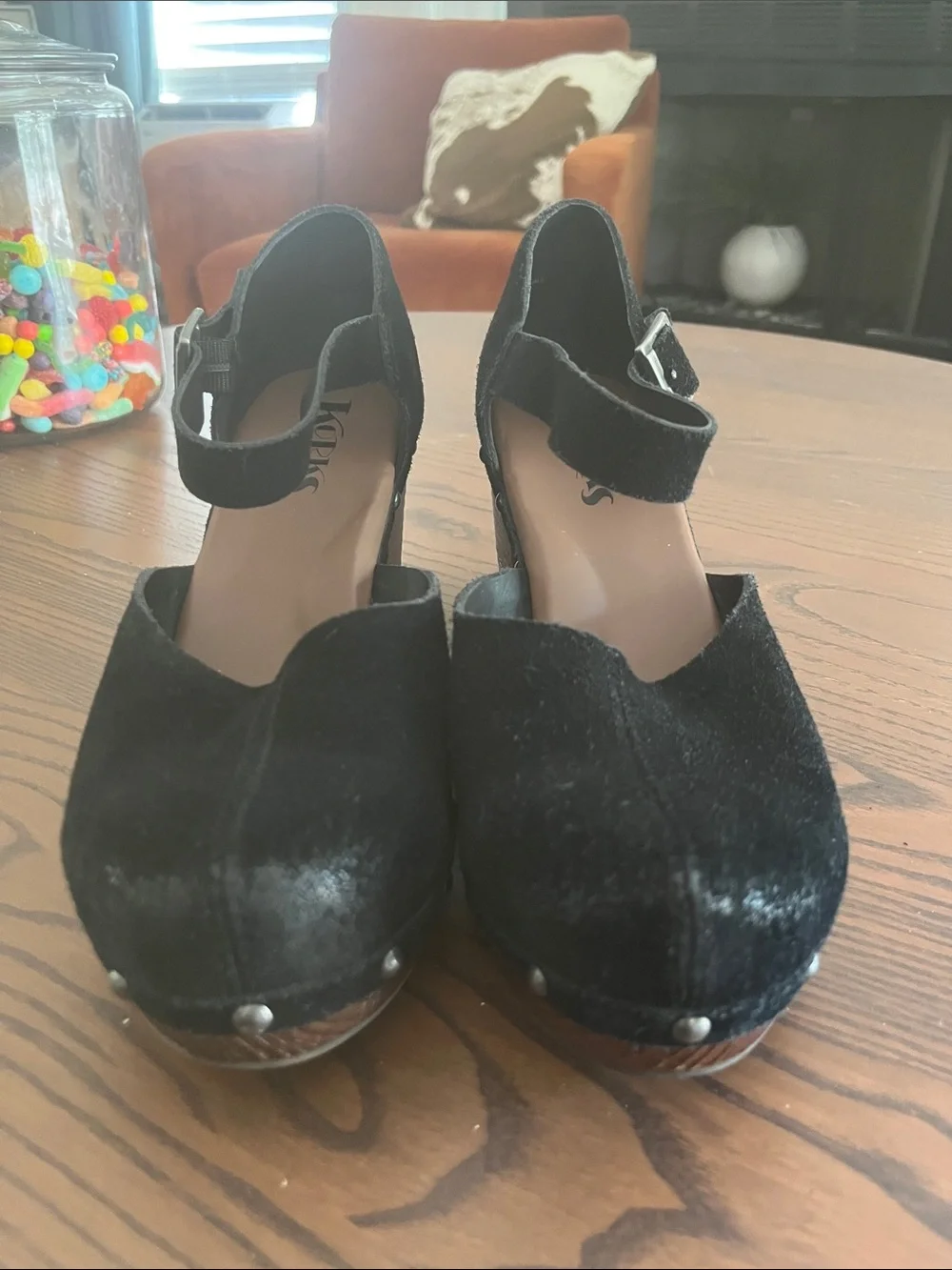 Korks Black Suede Studded Mary Jane Clogs Evah Size 8.5